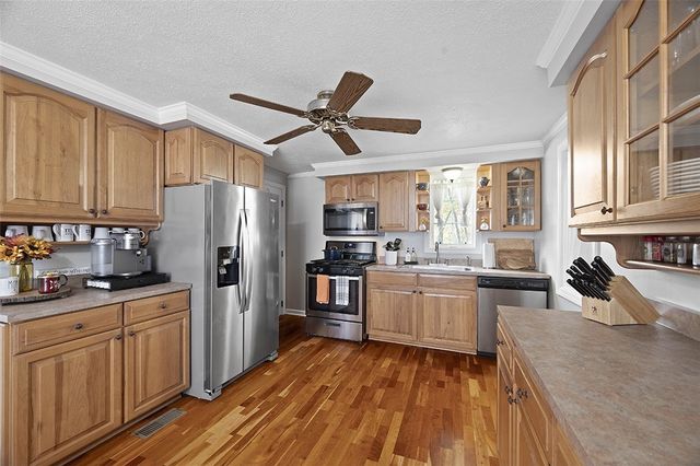 5716 VALLEYVIEW DRIVE, Bethel Park, PA 15102