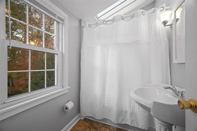 5716 VALLEYVIEW DRIVE, Bethel Park, PA 15102