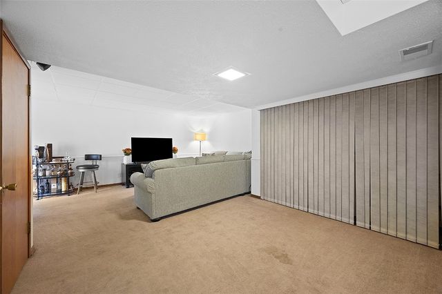 5716 VALLEYVIEW DRIVE, Bethel Park, PA 15102