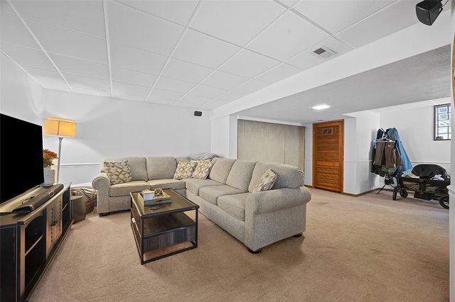 5716 VALLEYVIEW DRIVE, Bethel Park, PA 15102