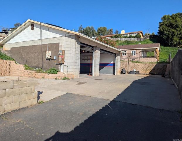 9209 Adlai Drive, Lakeside, CA 92040