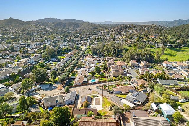 9209 Adlai Drive, Lakeside, CA 92040