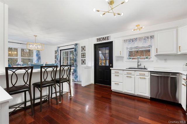 27 Cannon Road, Carmel, NY 10512