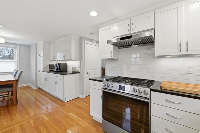 4 Glen Road, Woburn, MA 01801