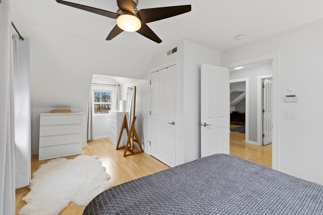 4 Glen Road, Woburn, MA 01801