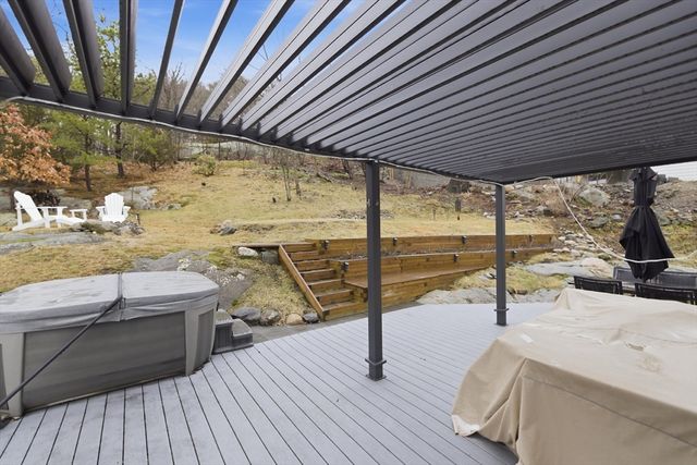 4 Glen Road, Woburn, MA 01801