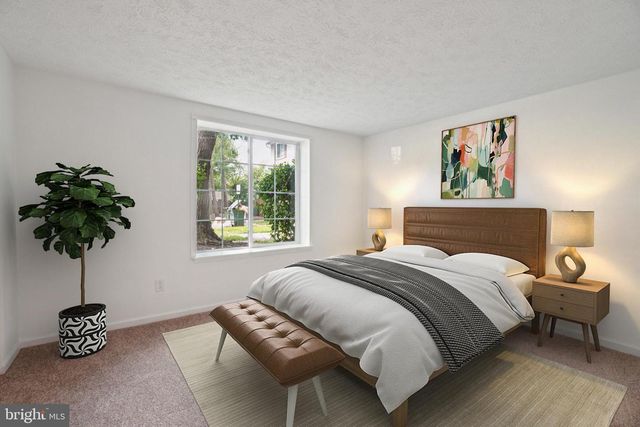 8386-C BROCKHAM DR, Alexandria, VA 22309