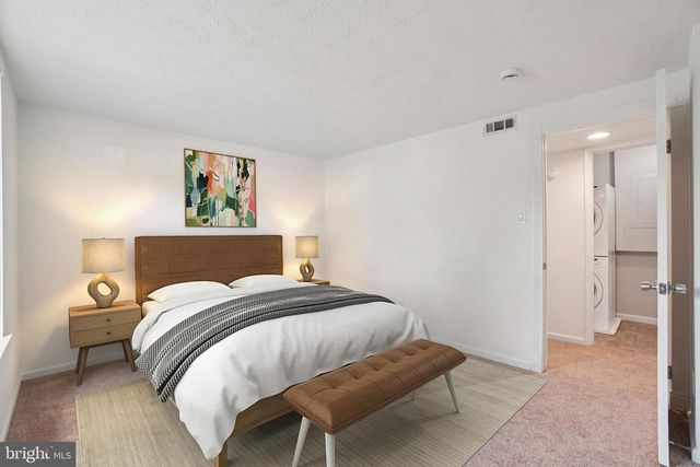 8386-C BROCKHAM DR, Alexandria, VA 22309