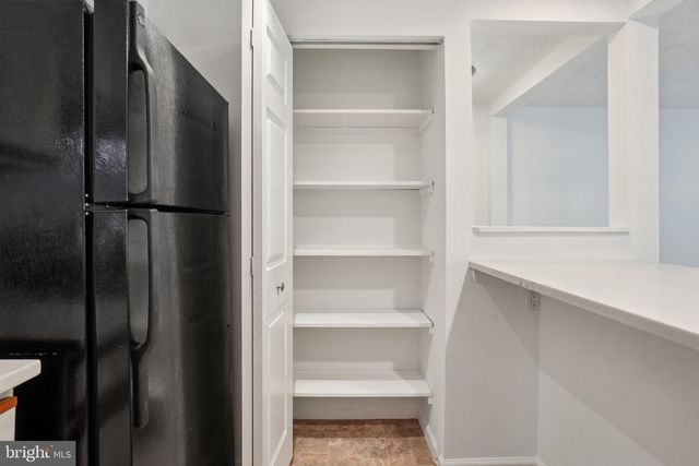 8386-C BROCKHAM DR, Alexandria, VA 22309