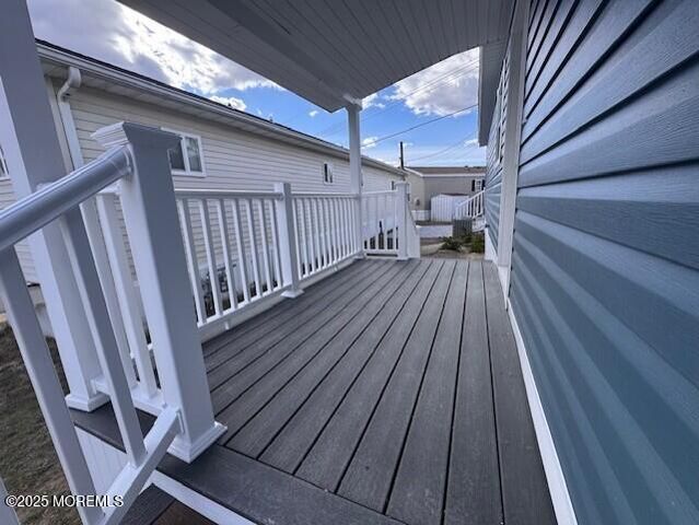 8 Avenue A, Hazlet, NJ 07734