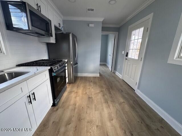 8 Avenue A, Hazlet, NJ 07734