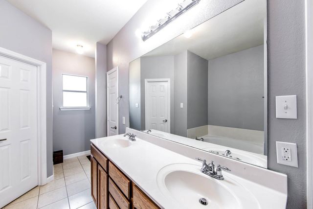 26286 Poplar Glen Dr, Denham Springs, LA 70726