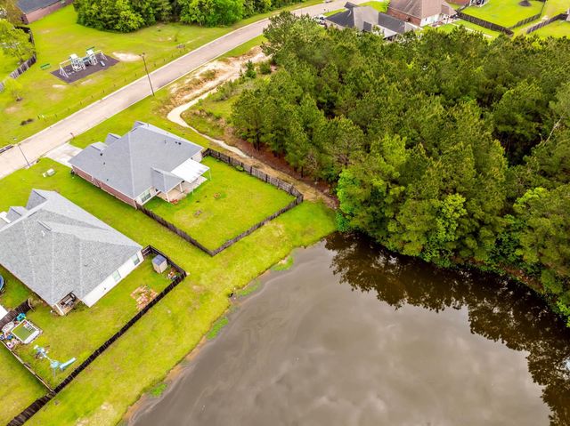 26286 Poplar Glen Dr, Denham Springs, LA 70726