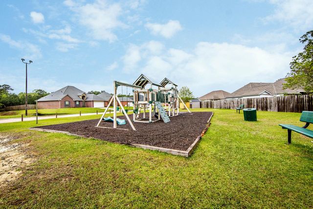 26286 Poplar Glen Dr, Denham Springs, LA 70726