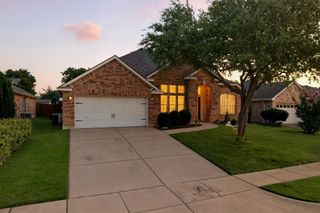 516 Griffith Drive, Saginaw, TX 76179