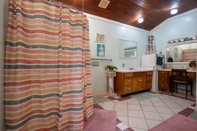 213 Ellis Road, Trenton, GA 30752