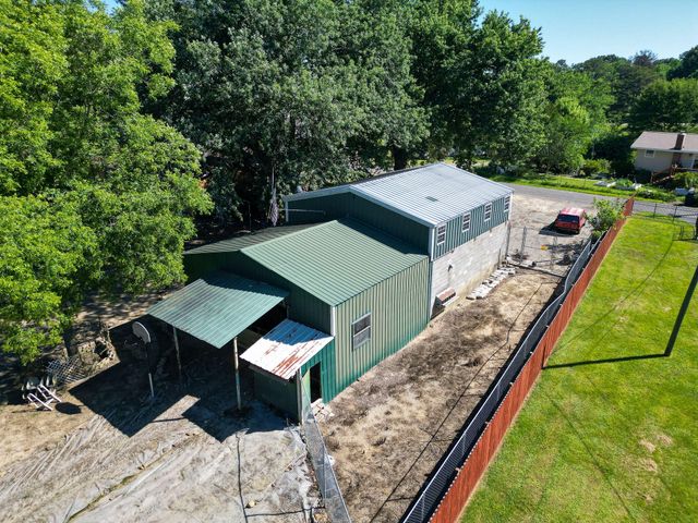 213 Ellis Road, Trenton, GA 30752