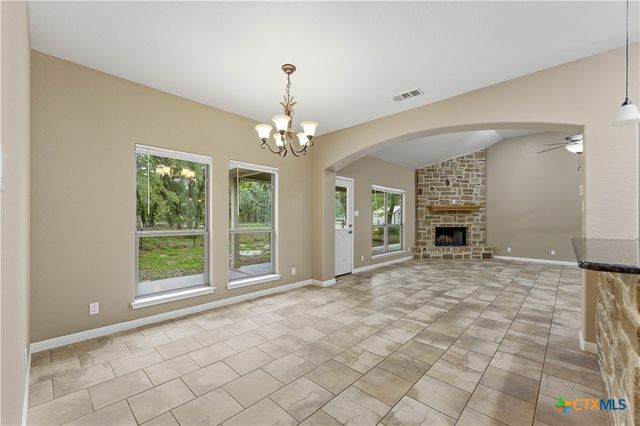 205 Sendera Crossing, La Vernia, TX 78121