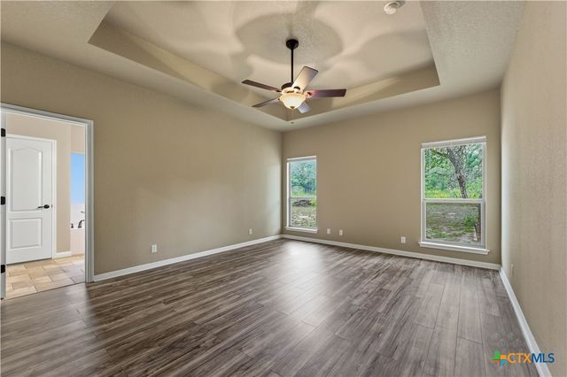 205 Sendera Crossing, La Vernia, TX 78121