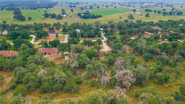 205 Sendera Crossing, La Vernia, TX 78121