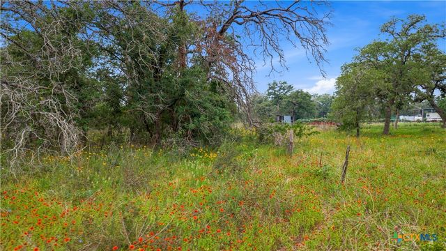 205 Sendera Crossing, La Vernia, TX 78121