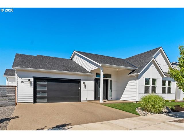 382 Ne Lovrien Ave, Gresham, OR 97030