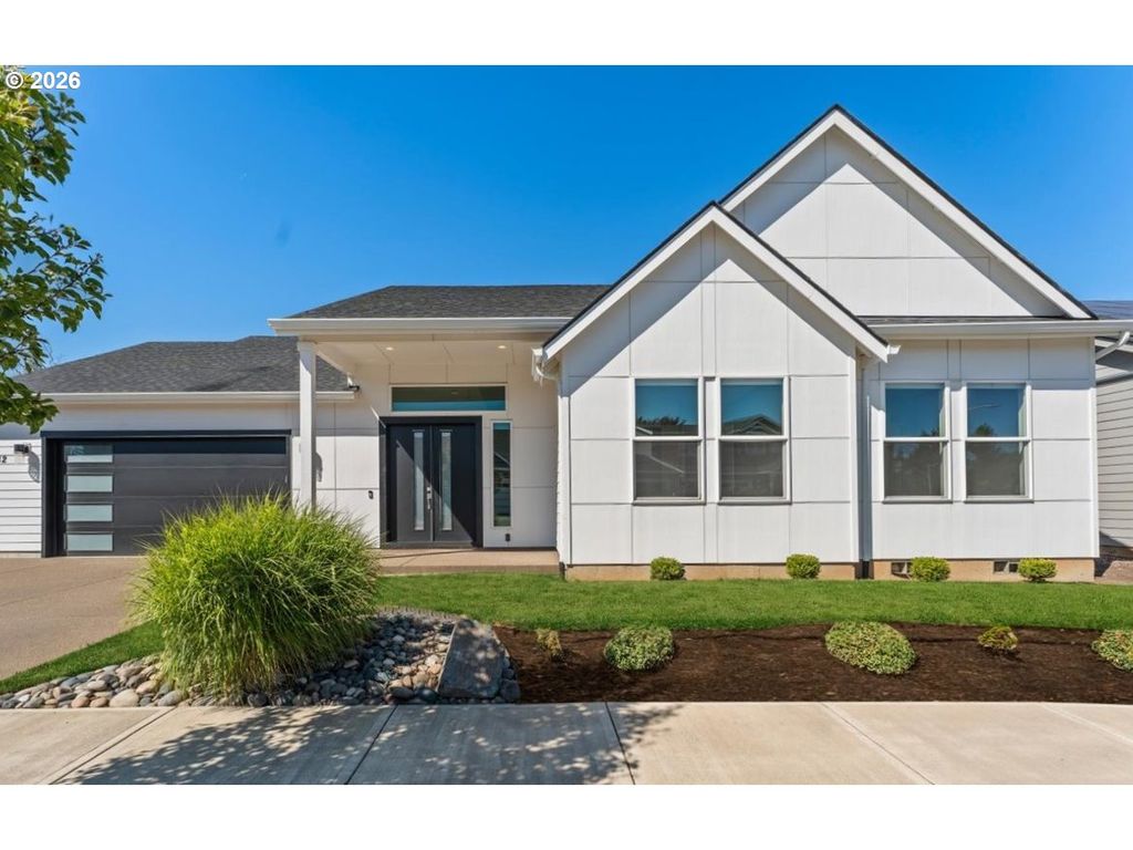 382 Ne Lovrien Ave, Gresham, OR 97030