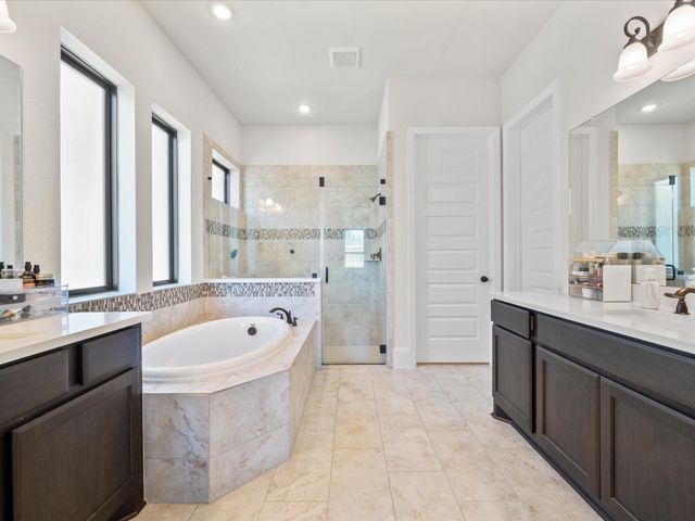 605 Ashbrook Ridge Lane, Pinehurst, TX 77362