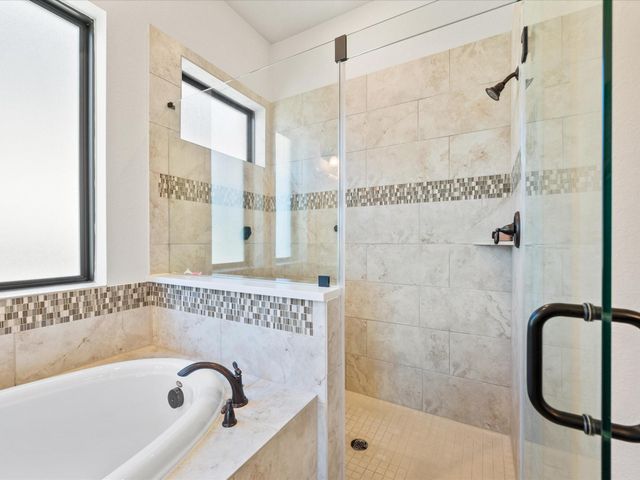 605 Ashbrook Ridge Lane, Pinehurst, TX 77362