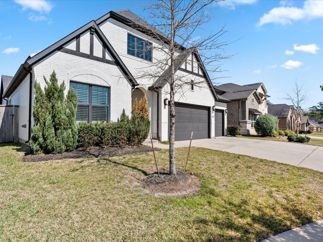 605 Ashbrook Ridge Lane, Pinehurst, TX 77362