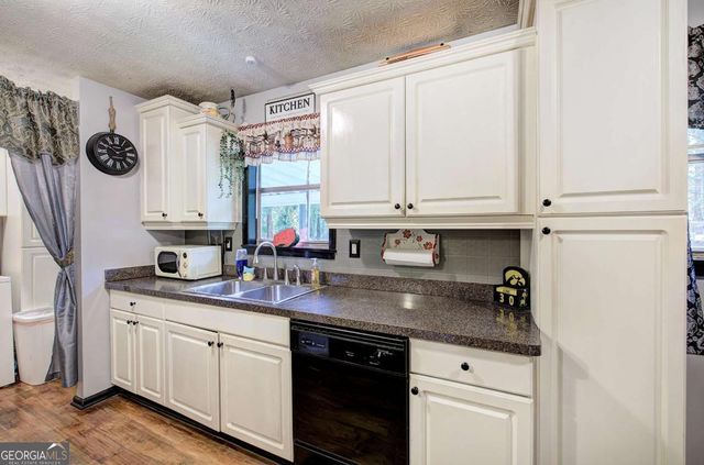 477 Macedonia Road, Kingston, GA 30145