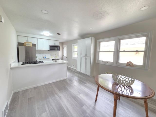 5201 W 84th Street, Bloomington, MN 55437