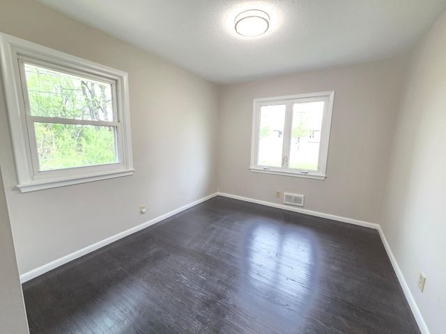 5201 W 84th Street, Bloomington, MN 55437