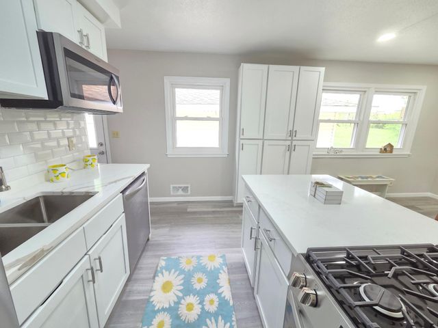 5201 W 84th Street, Bloomington, MN 55437