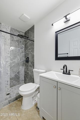 10428 W Calle de Plata Street, Phoenix, AZ 85037