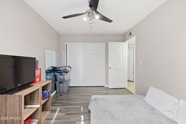 10428 W Calle de Plata Street, Phoenix, AZ 85037