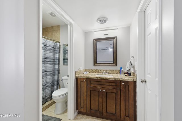 10428 W Calle de Plata Street, Phoenix, AZ 85037