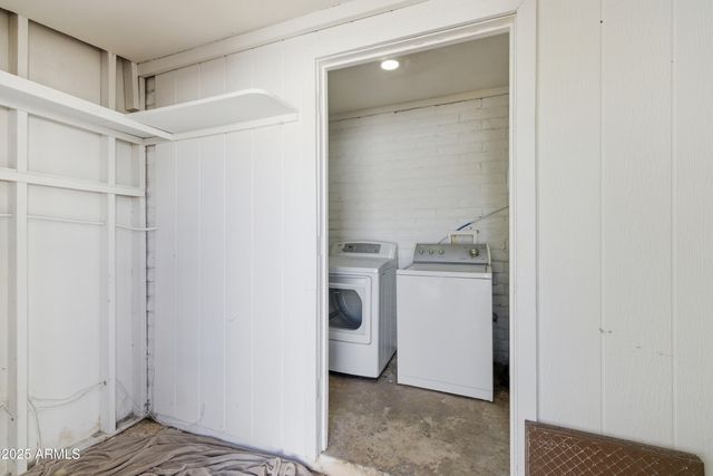 10428 W Calle de Plata Street, Phoenix, AZ 85037