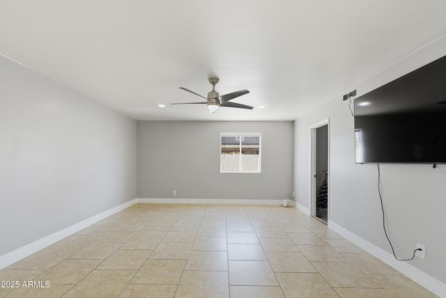 10428 W Calle de Plata Street, Phoenix, AZ 85037