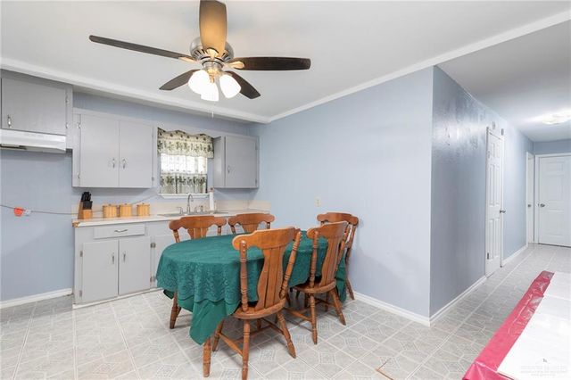 406 South E Avenue, Donna, TX 78537