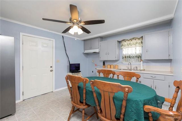 406 South E Avenue, Donna, TX 78537