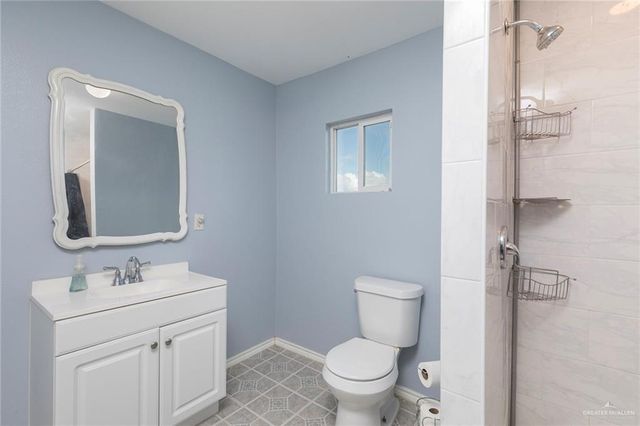 406 South E Avenue, Donna, TX 78537