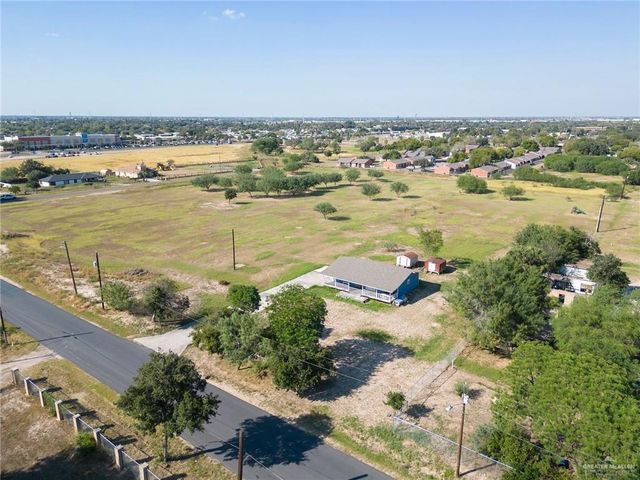 406 South E Avenue, Donna, TX 78537
