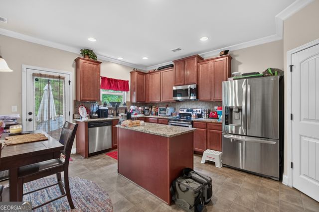 1387 Pebble Ridge Drive, Hampton, GA 30228