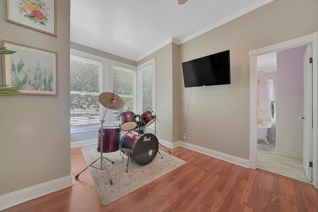 104 S Church St, Ione, CA 95640