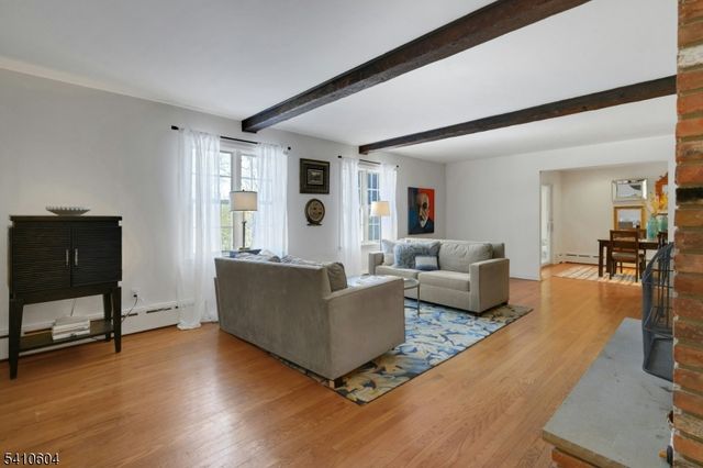 29 Village Rd, Harding Twp., NJ 07976