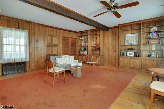 29 Village Rd, Harding Twp., NJ 07976