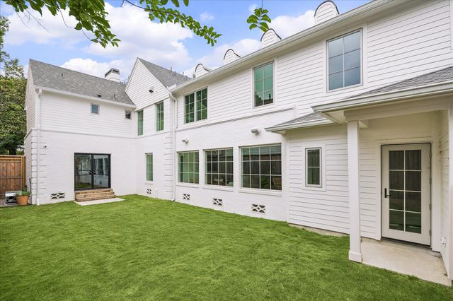 2056 Swift Boulevard, Houston, TX 77030