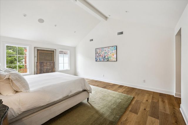 2056 Swift Boulevard, Houston, TX 77030