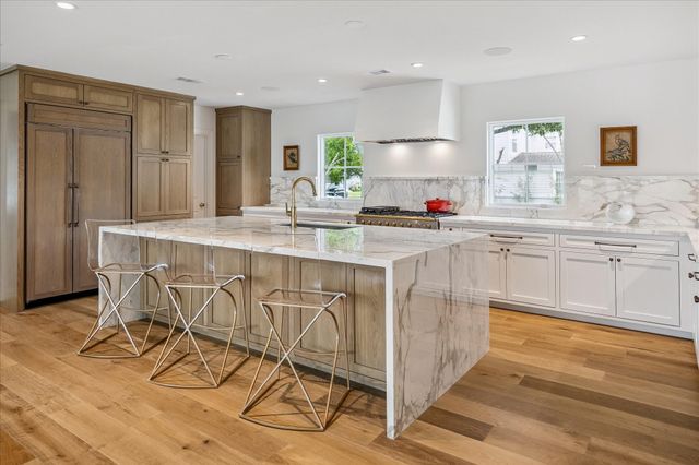 2056 Swift Boulevard, Houston, TX 77030